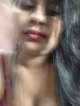 Jasmine Januja online show from 28, 6, 2026