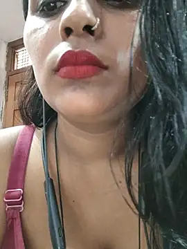 Jasmine Januja online show from 2, 7, 2026