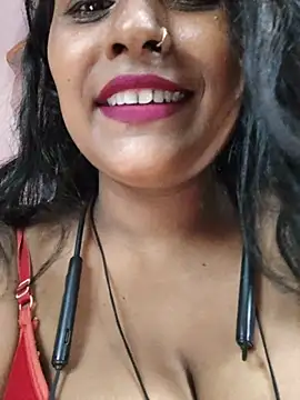 Jasmine Januja online show from 17, 7, 2026