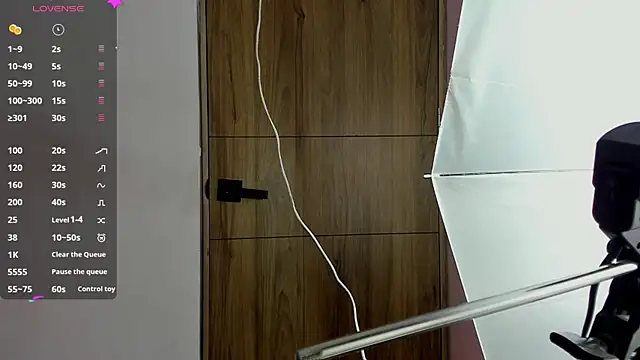 Yuni kim online show from 2, 12, 2025