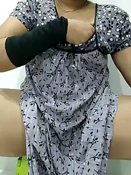 Snapshot of telugu_honey1 chatting on 28, 2, 2026 telugu honey1 online show from 28, 2, 2026