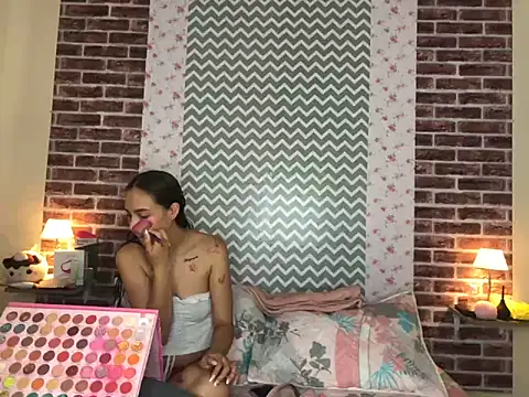 KaMila M00N online show from 24, 9, 2025