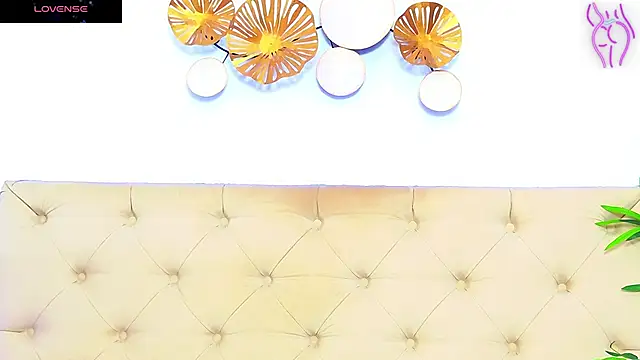 CoraVex online show from 30, 9, 2025