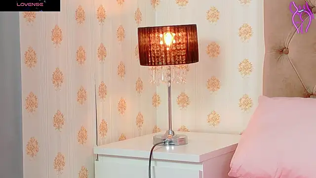 CoraVex online show from 29, 10, 2025