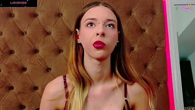 CoraVex online show from 6, 1, 2026