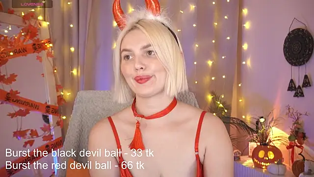 Amelia Wells online show from 1, 11, 2025