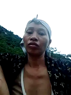 donna-bae online show from 11, 11, 2025