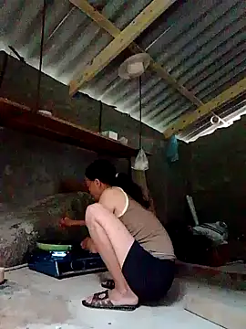 donna-bae online show from 8, 10, 2025