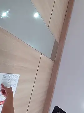 MaiHoang2k online show from 3, 10, 2025