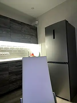 MissOyee online show from 8, 1, 2026