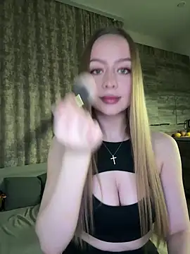 MissOyee online show from 15, 2, 2026