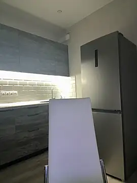 MissOyee online show from 18, 12, 2025