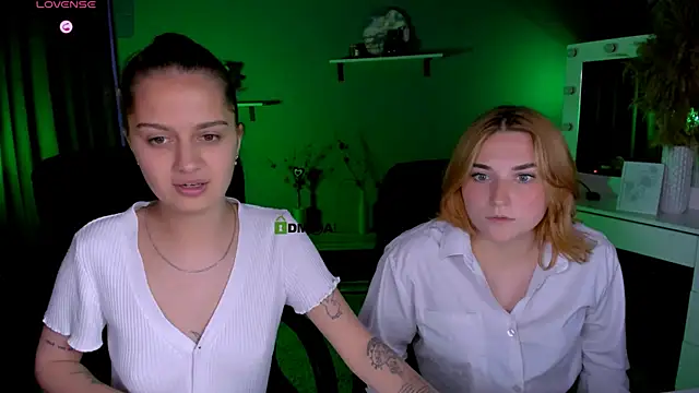 casey meow  online show from 22, 9, 2025