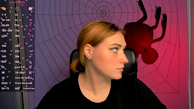 casey meow  online show from 22, 10, 2025