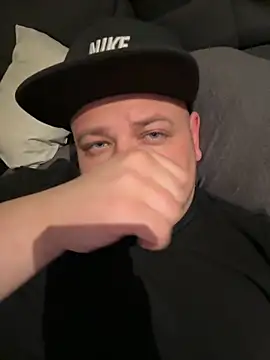 xXLustMolchXx online show from 7, 11, 2025