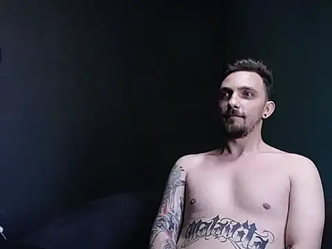 guesswhatbitch online show from 18, 9, 2025