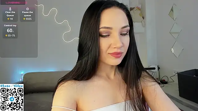 Helen Spark online show from 1, 11, 2025