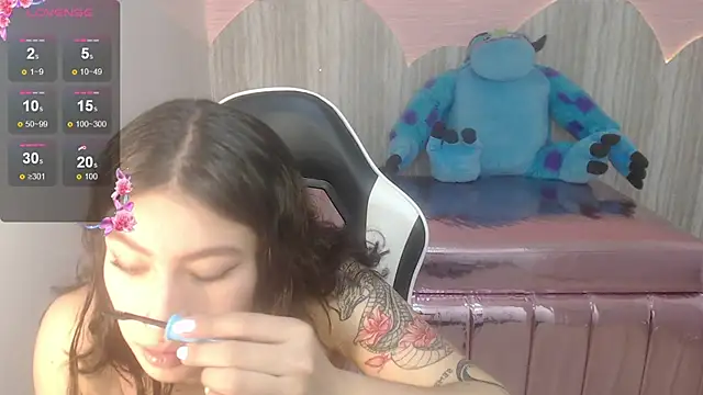 Snapshot of im_anny_t chatting on 27, 11, 2025 im anny t online show from 27, 11, 2025