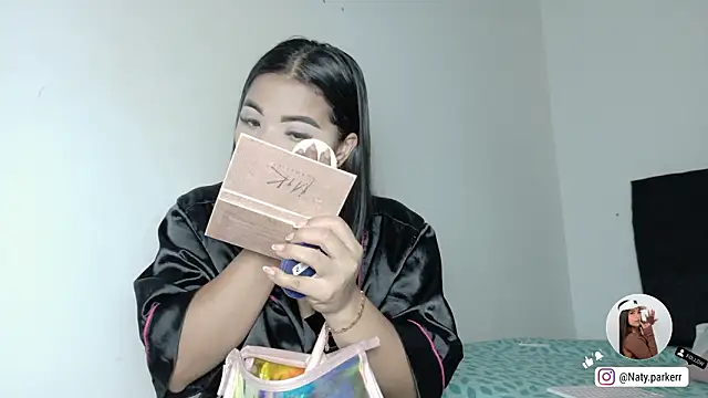 Natashaparker   online show from 12, 3, 2026