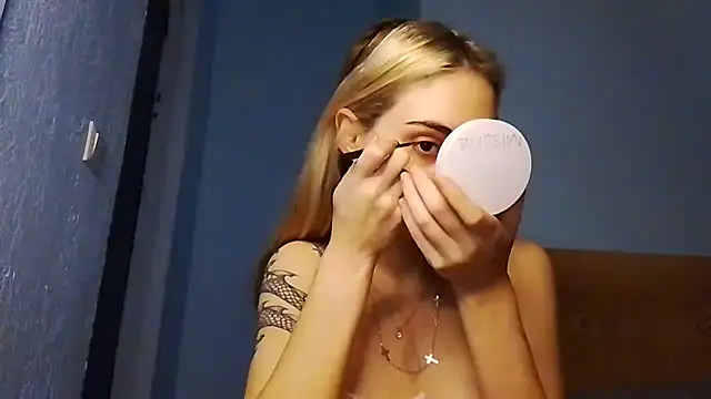 lesyawhite online show from 21, 11, 2025