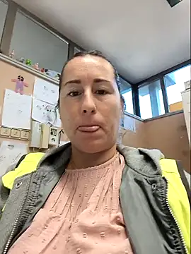 bichota85 online show from 30, 10, 2025