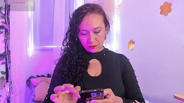 sharlot montalvo  online show from 9, 1, 2026