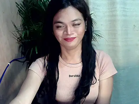 Snapshot of Nikah_loves_u chatting on 20, 11, 2025 Nikah loves u online show from 20, 11, 2025