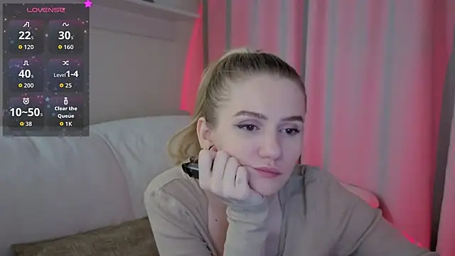 Ange Lus online show from 6, 11, 2025