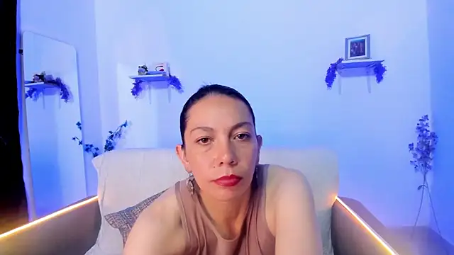 karlaaa   online show from 11, 10, 2025