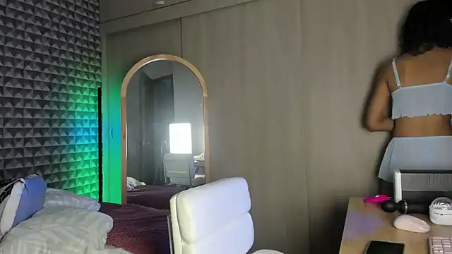 Snapshot of MissDhana chatting on 19, 2, 2026 MissDhana online show from 19, 2, 2026