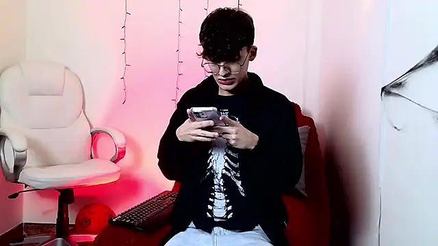 bellmontneon online show from 23, 10, 2025