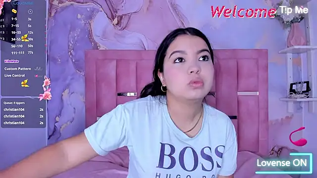 Snapshot of LunaWiill_ chatting on 28, 11, 2025 LunaWiill online show from 28, 11, 2025