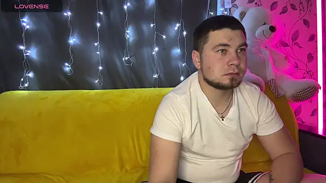 Snapshot of coupleinspire chatting on 27, 11, 2025 coupleinspire online show from 27, 11, 2025