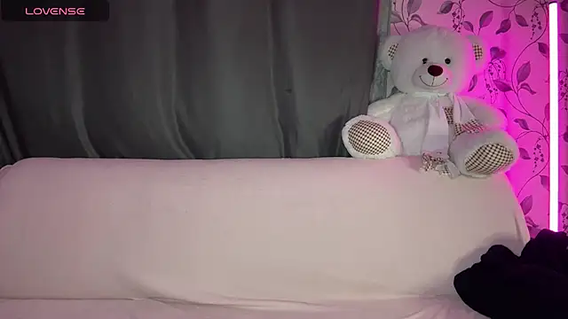 Snapshot of coupleinspire chatting on 11, 11, 2025 coupleinspire online show from 11, 11, 2025