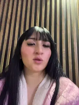 Daphnee-x online show from 17, 10, 2025