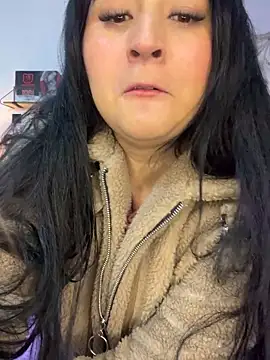 Daphnee-x online show from 11, 11, 2025