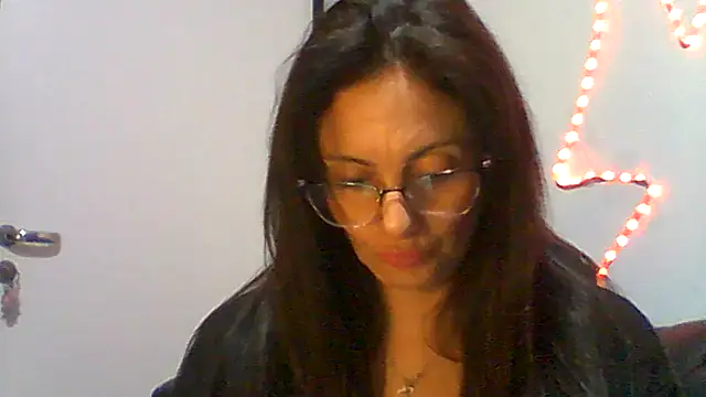 Snapshot of dulcefanny chatting on 15, 6, 2026 dulcefanny online show from 15, 6, 2026