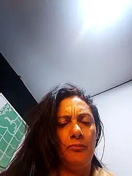 dulcefanny online show from 25, 4, 2026