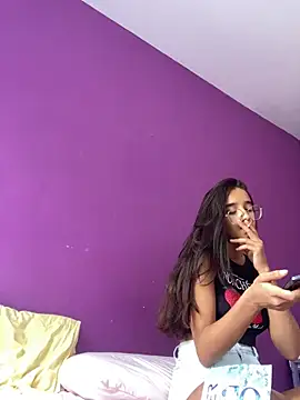 loirinhaaa online show from 5, 4, 2026