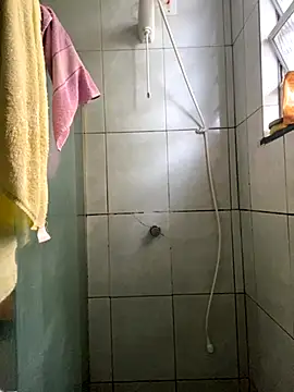 loirinhaaa online show from 23, 9, 2025