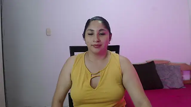 Gia Dior online show from 28, 11, 2025