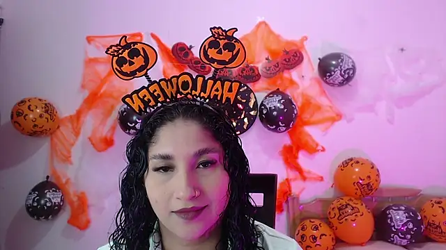 Gia Dior online show from 10, 10, 2025