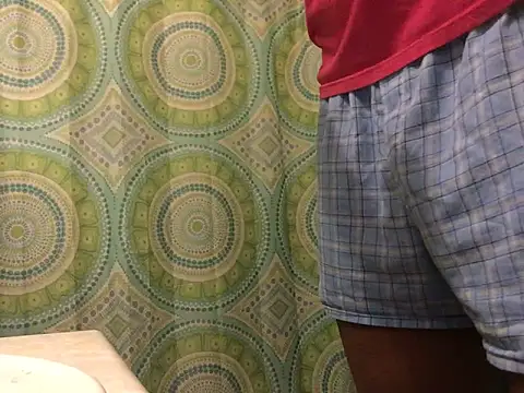 TallDickguy00 online show from 17, 5, 2026
