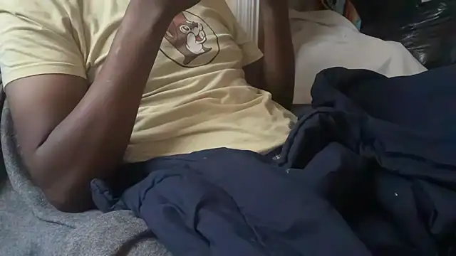 Snapshot of TallDickguy00 chatting on 3, 11, 2025 TallDickguy00 online show from 3, 11, 2025