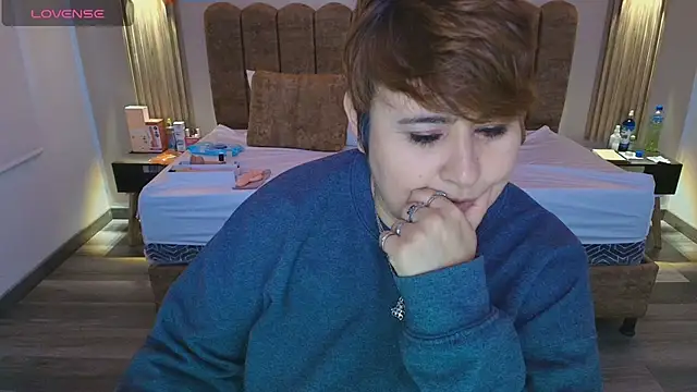 Sasharosee2 online show from 4, 10, 2025