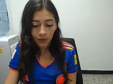 Snapshot of Alice-08 chatting on 17, 6, 2026 Alice-08 online show from 17, 6, 2026