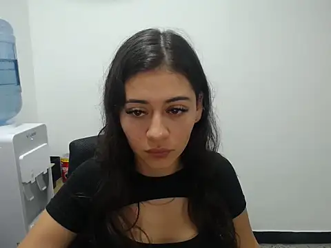 Snapshot of Alice-08 chatting on 9, 5, 2026 Alice-08 online show from 9, 5, 2026
