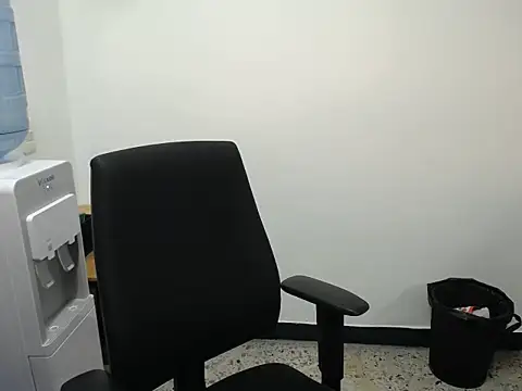 Snapshot of Alice-08 chatting on 20, 5, 2026 Alice-08 online show from 20, 5, 2026