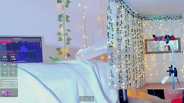 Ashley  Jones   online show from 11, 11, 2025