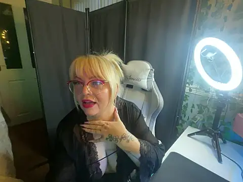 BonnyDesire online show from 31, 3, 2026